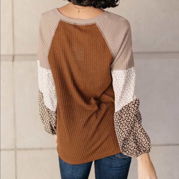 Autumn Mini Floral Balloon Sleeve Waffle Knit Top - Picture 5 of 11